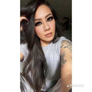 Meet your Posher, Eve